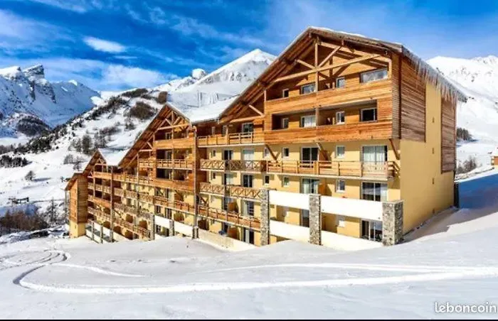 6 Pers Avec Piscine Apartment *